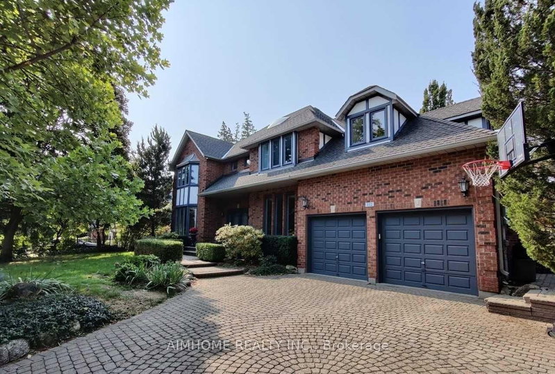 112 Trelawn Avenue