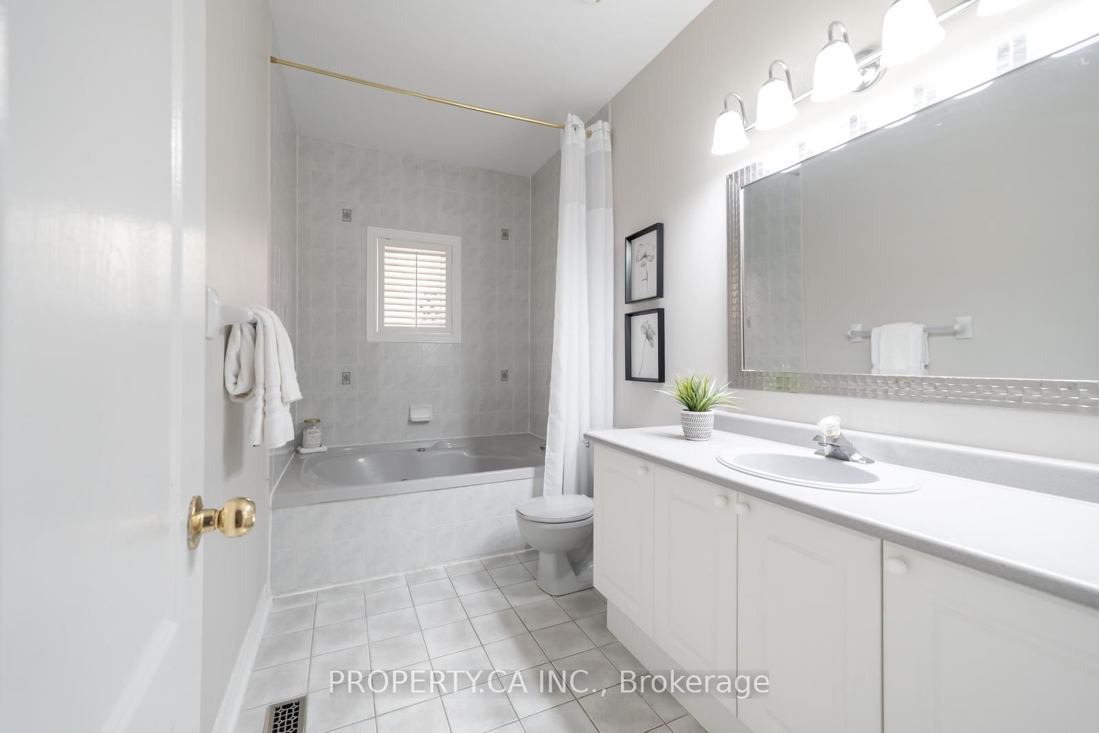 1143 Carding Mill Place • Mississauga, ON photo 11