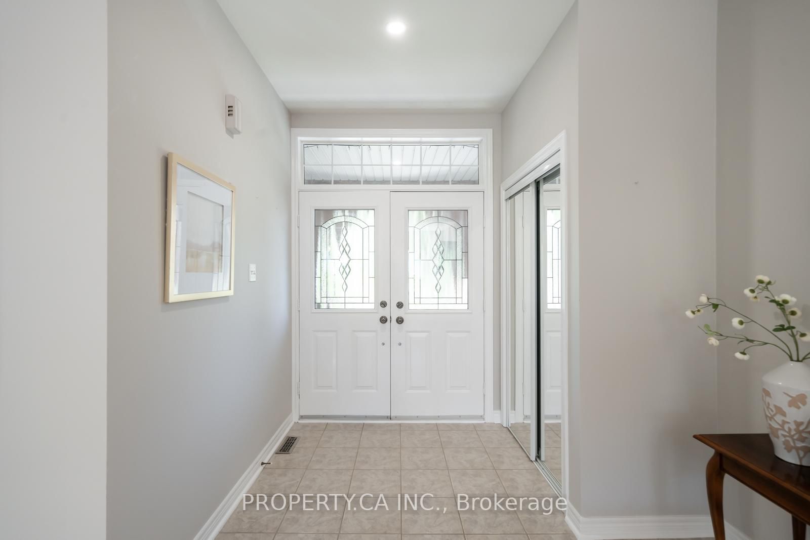 1143 Carding Mill Place • Mississauga, ON photo 2