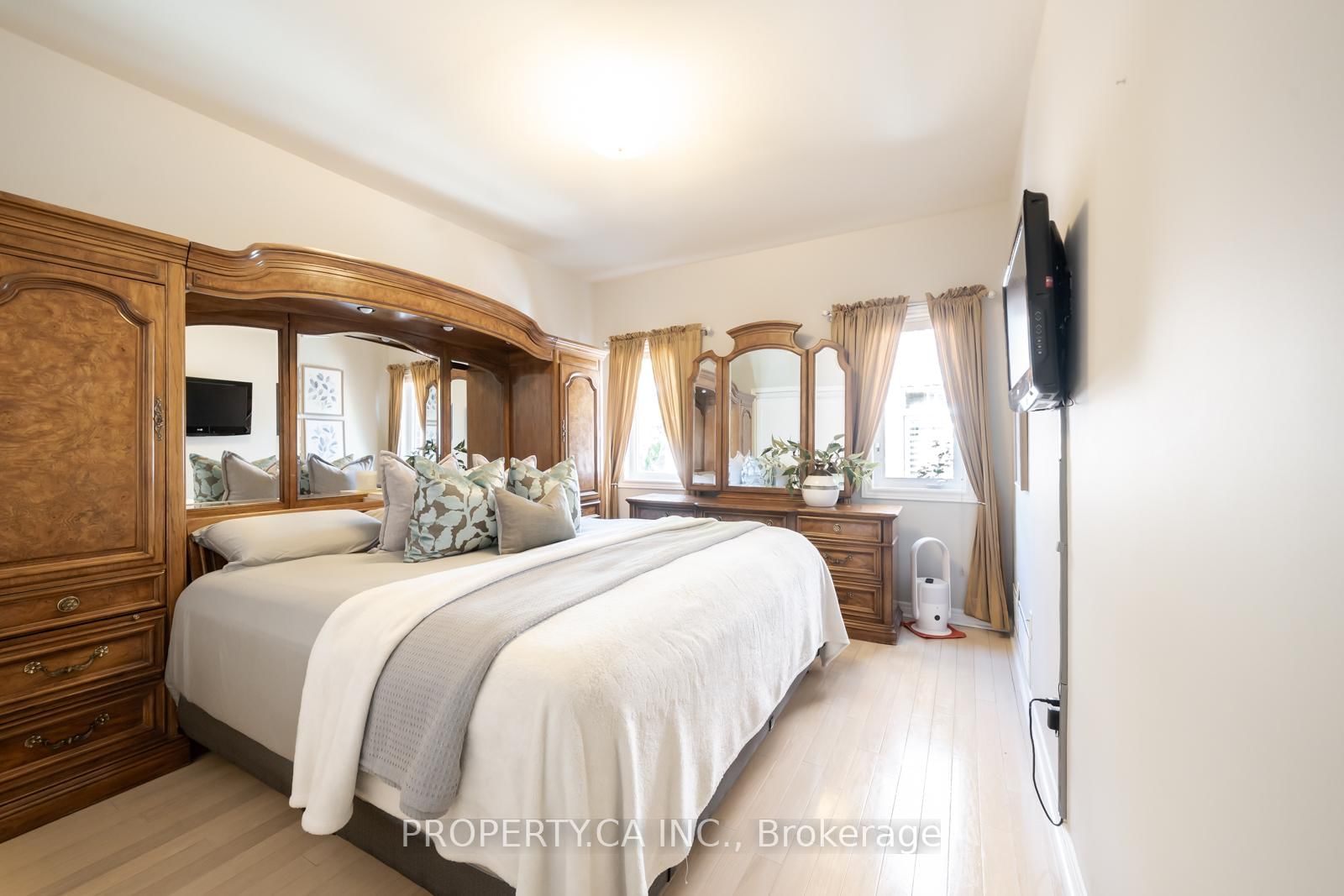 1143 Carding Mill Place • Mississauga, ON photo 7