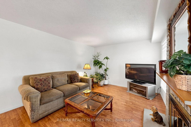 34 Granby Brampton,ON L6S 5K1 — Photo 11