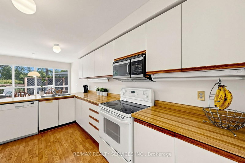 34 Granby Brampton,ON L6S 5K1 — Photo 14