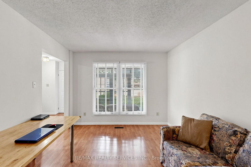 34 Granby Brampton,ON L6S 5K1 — Photo 21