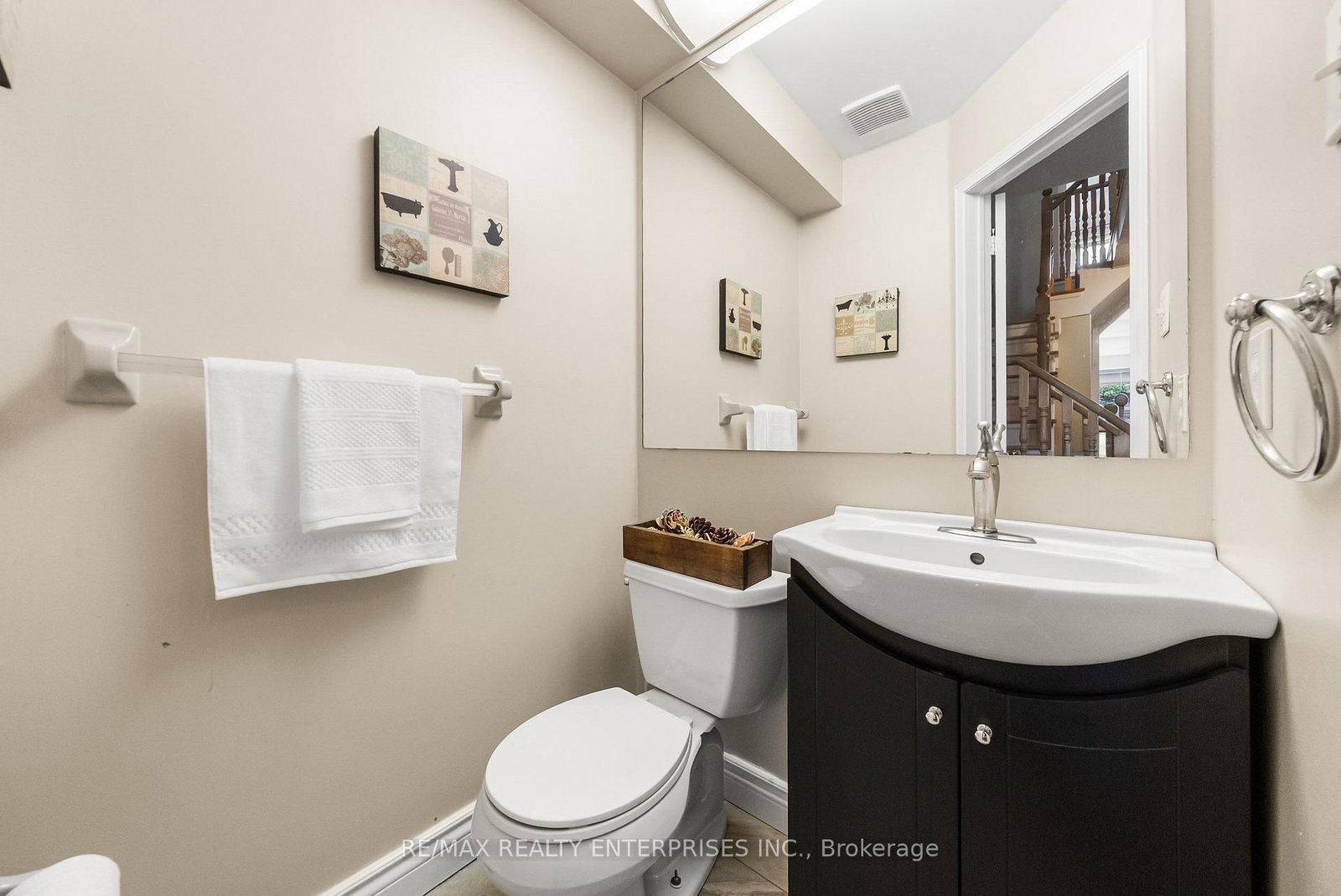 6916 Yarrow Avenue • Mississauga, ON photo 12