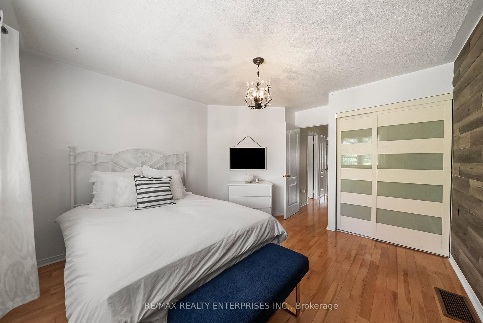 6916 Yarrow Avenue • Mississauga, ON photo 29