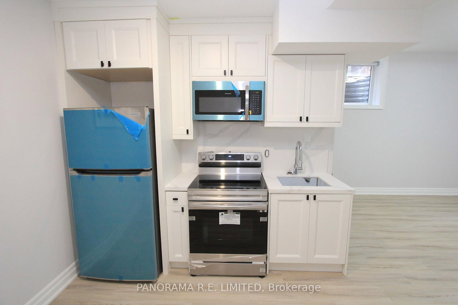 2-11 Cronin Drive, Toronto, ON, photo 5