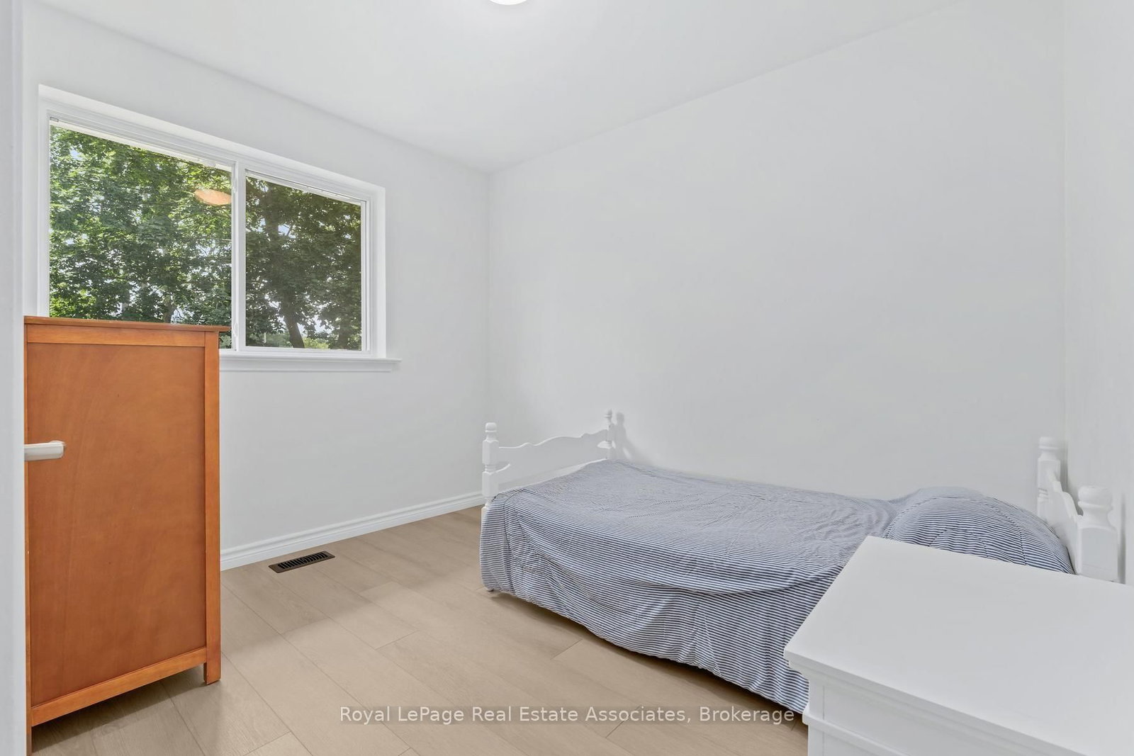 90 Longfield Road • Halton Hills, ON photo 14