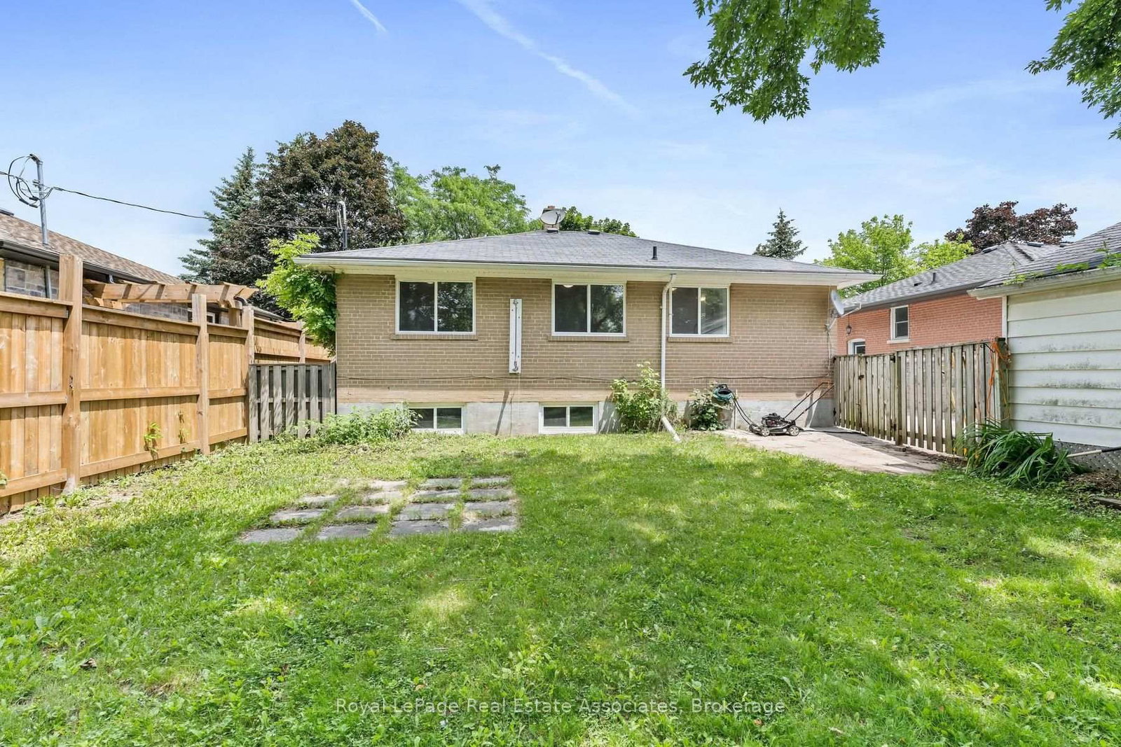 90 Longfield Road • Halton Hills, ON photo 29