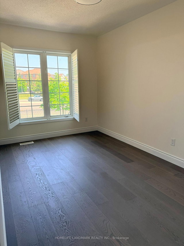 40 - 770 Othello Court