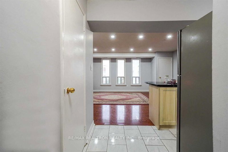 16 - 28 Rexdale Boulevard