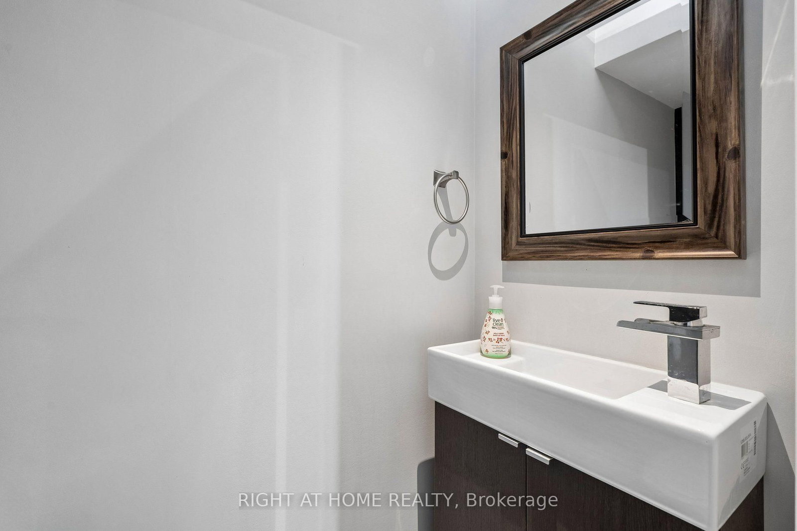 3525 Bertrand Road • Mississauga, ON photo 44