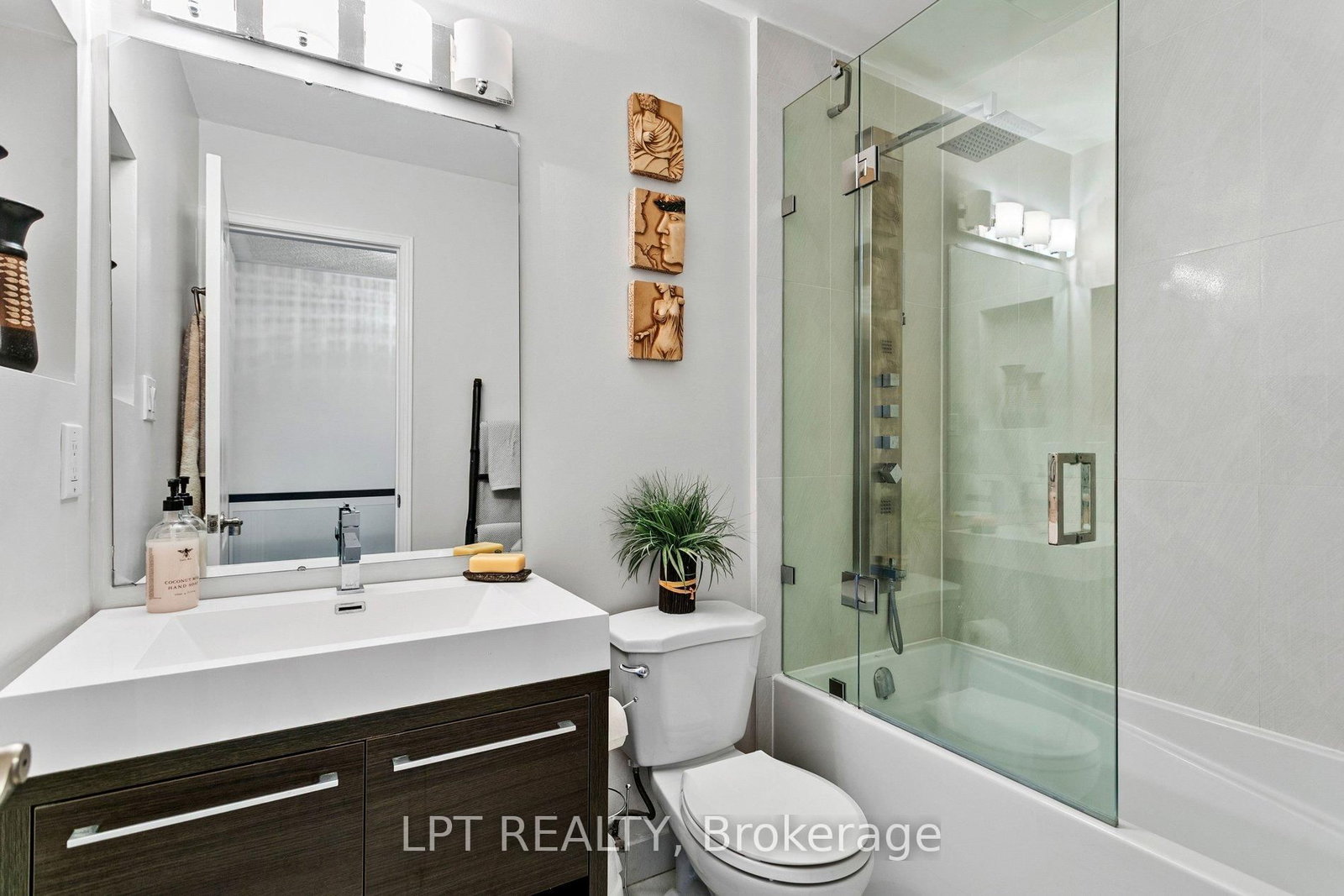 6060 Snowy Owl Crescent • #37 • Mississauga, ON photo 29