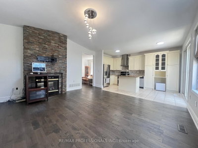 3895 Henrietta Mississauga,ON L5M 7Y4 — Photo 10