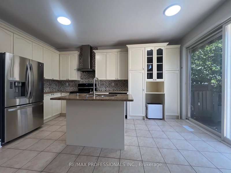3895 Henrietta Mississauga,ON L5M 7Y4 — Photo 14