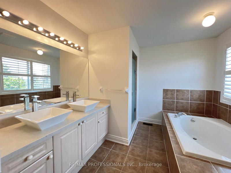 3895 Henrietta Mississauga,ON L5M 7Y4 — Photo 27