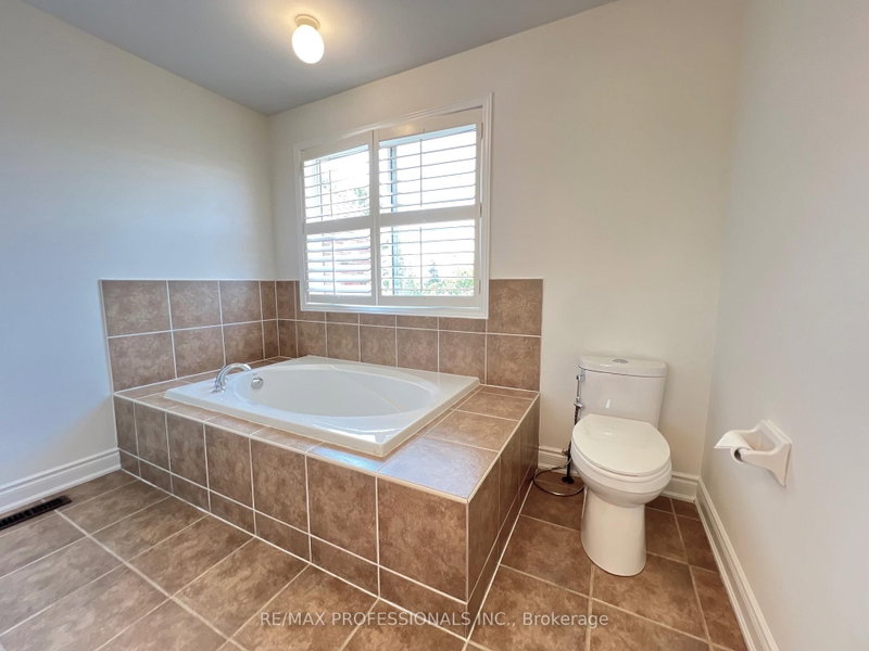 3895 Henrietta Mississauga,ON L5M 7Y4 — Photo 28