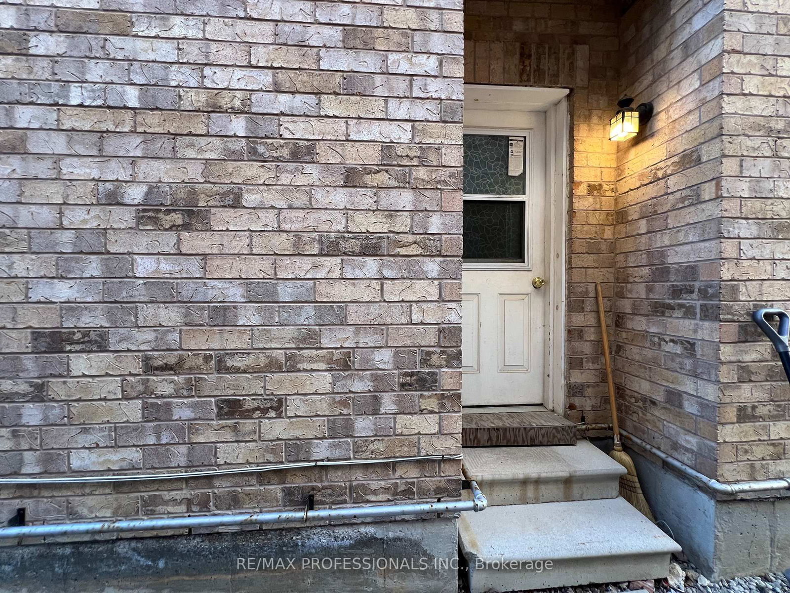 3895 Henrietta Way • Mississauga, ON photo 39