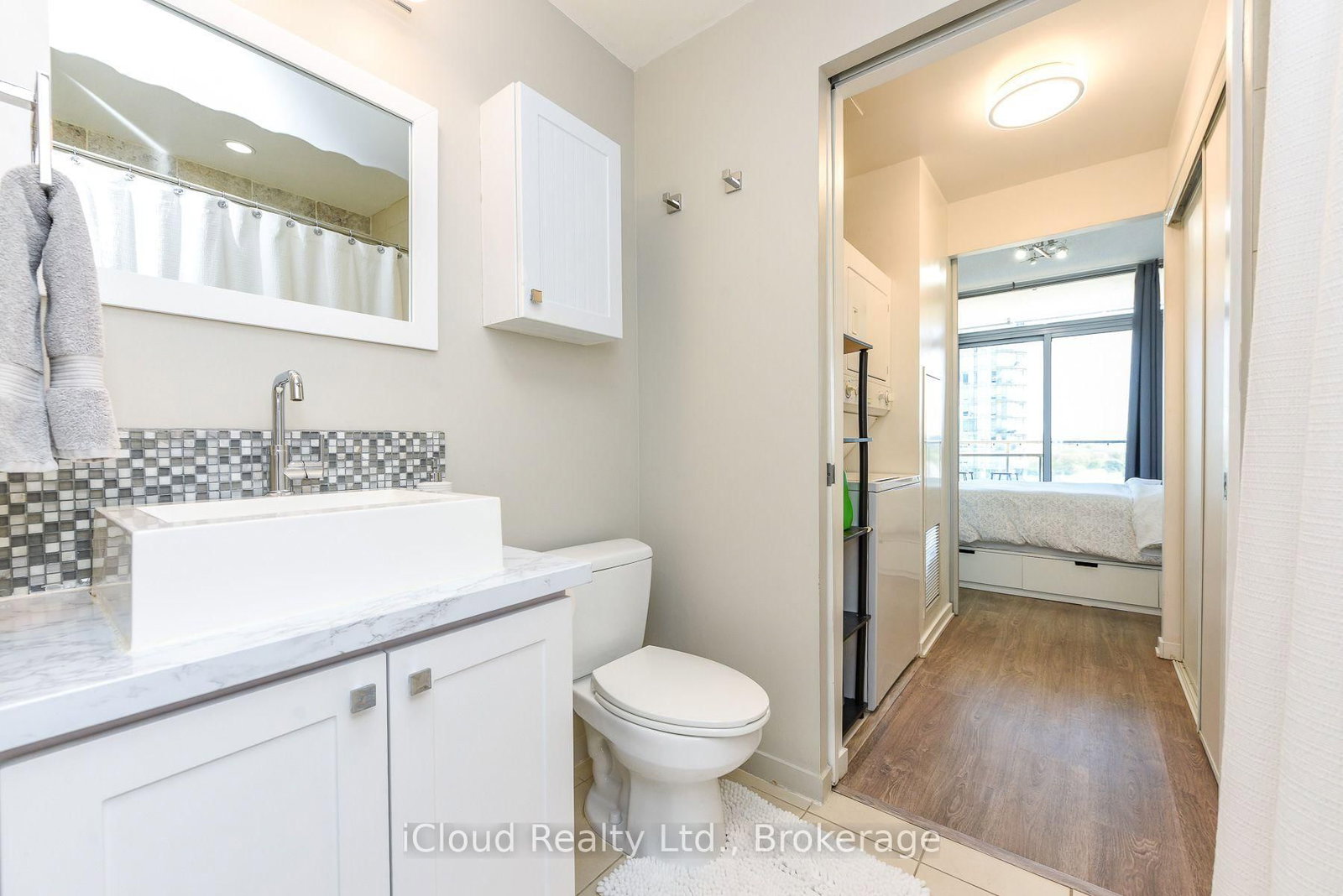 103 The Queensway • #1303 • Toronto, ON photo 16