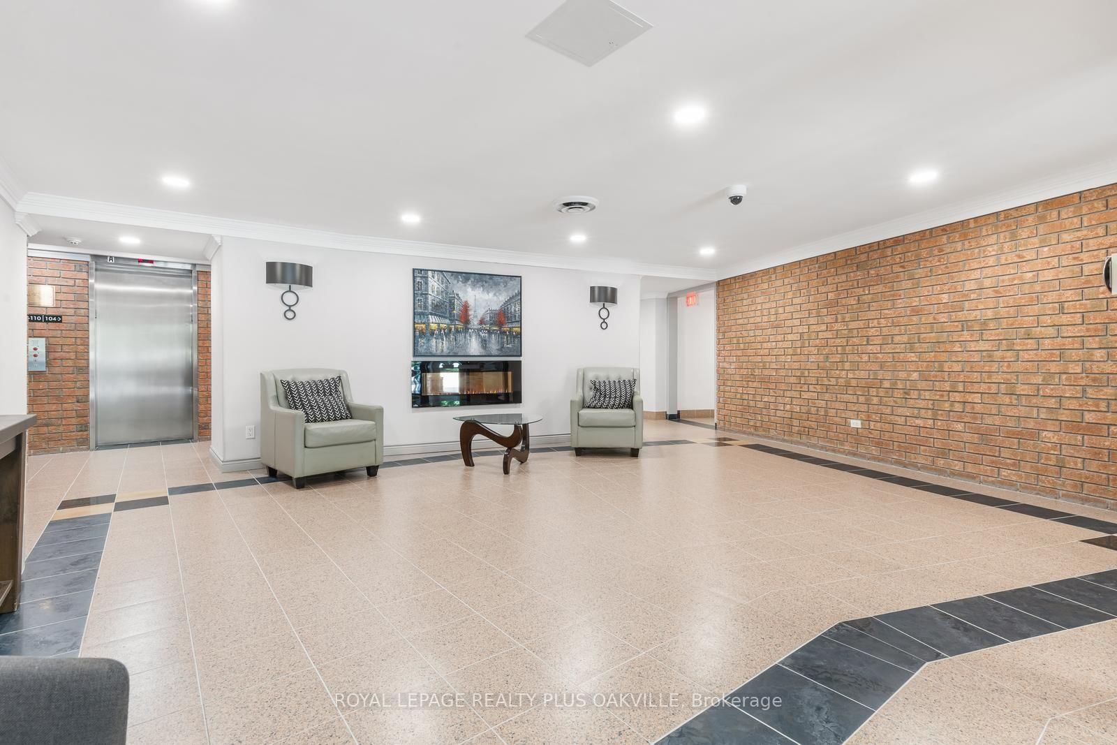 1240 Marlborough Court • #1006 • Oakville, ON photo 3
