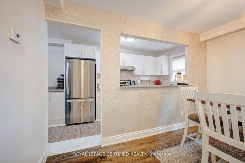 371 Bronte Milton,ON L9T 3K5 — Photo 11