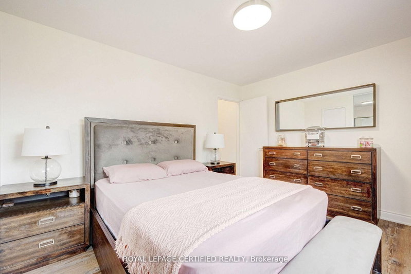 371 Bronte Milton,ON L9T 3K5 — Photo 16