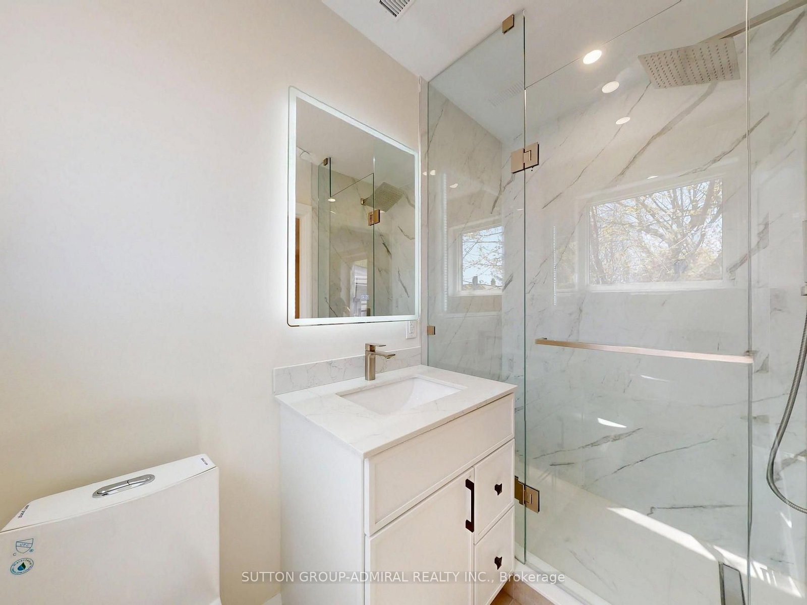 109 Fermanagh Avenue • Toronto, ON photo 19