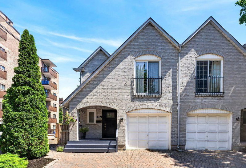 home for lease on 2354 Marine Drive