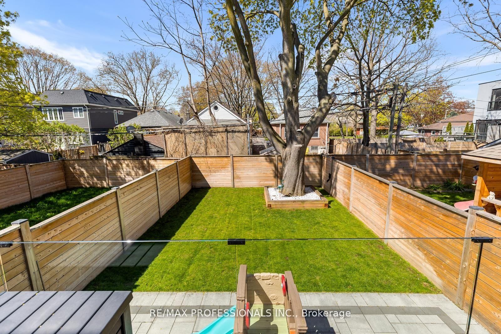 216 Aldercrest Road • Toronto, ON photo 40