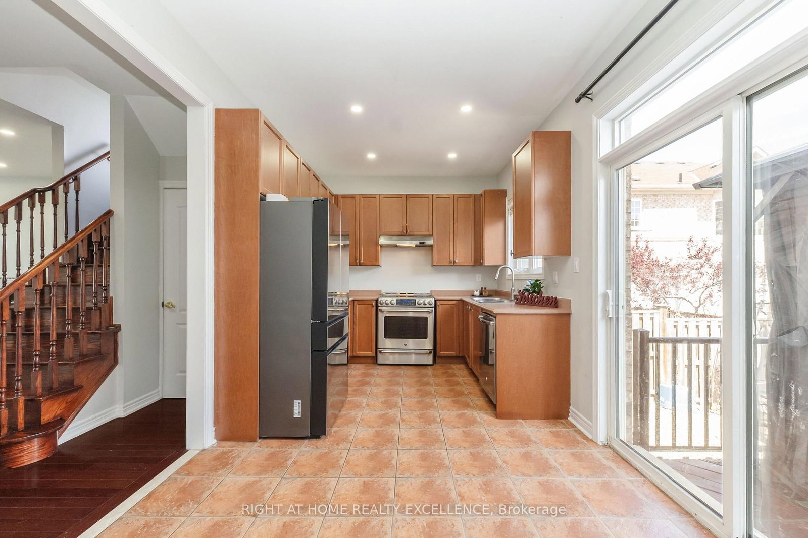 17 Keeleview Crescent • Brampton, ON photo 13