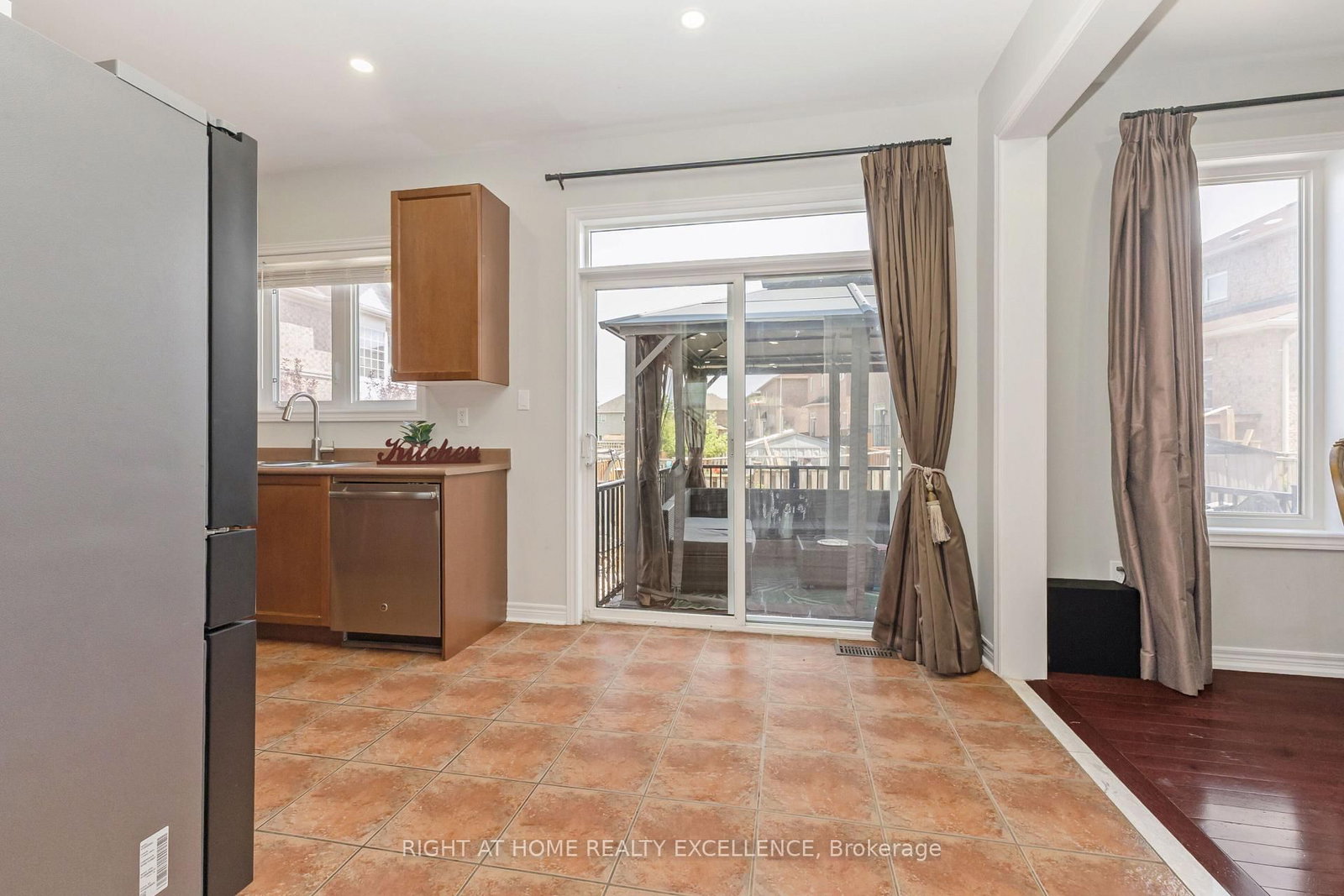 17 Keeleview Crescent • Brampton, ON photo 14