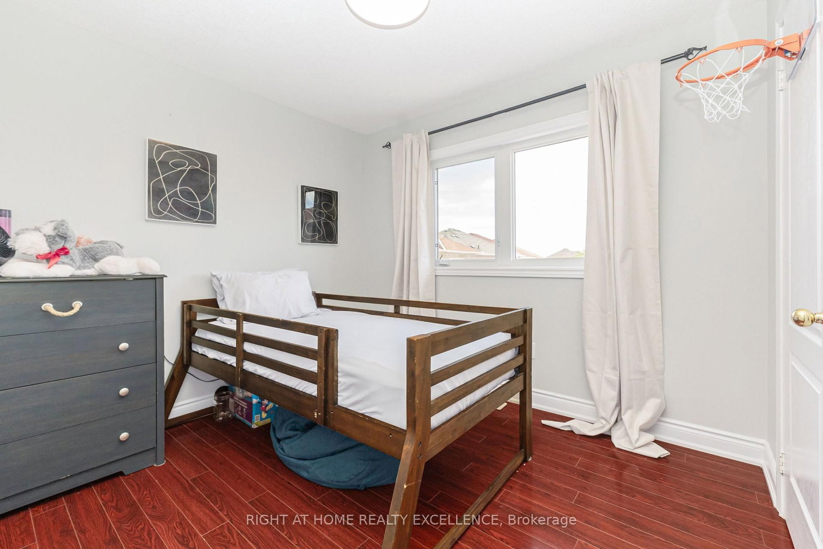 17 Keeleview Crescent • Brampton, ON photo 22