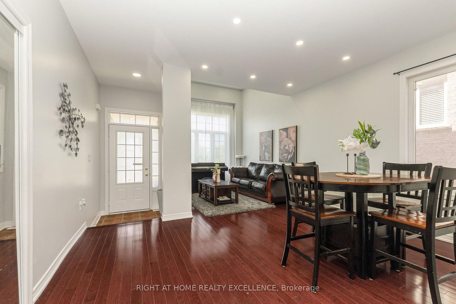 17 Keeleview Crescent • Brampton, ON photo 6