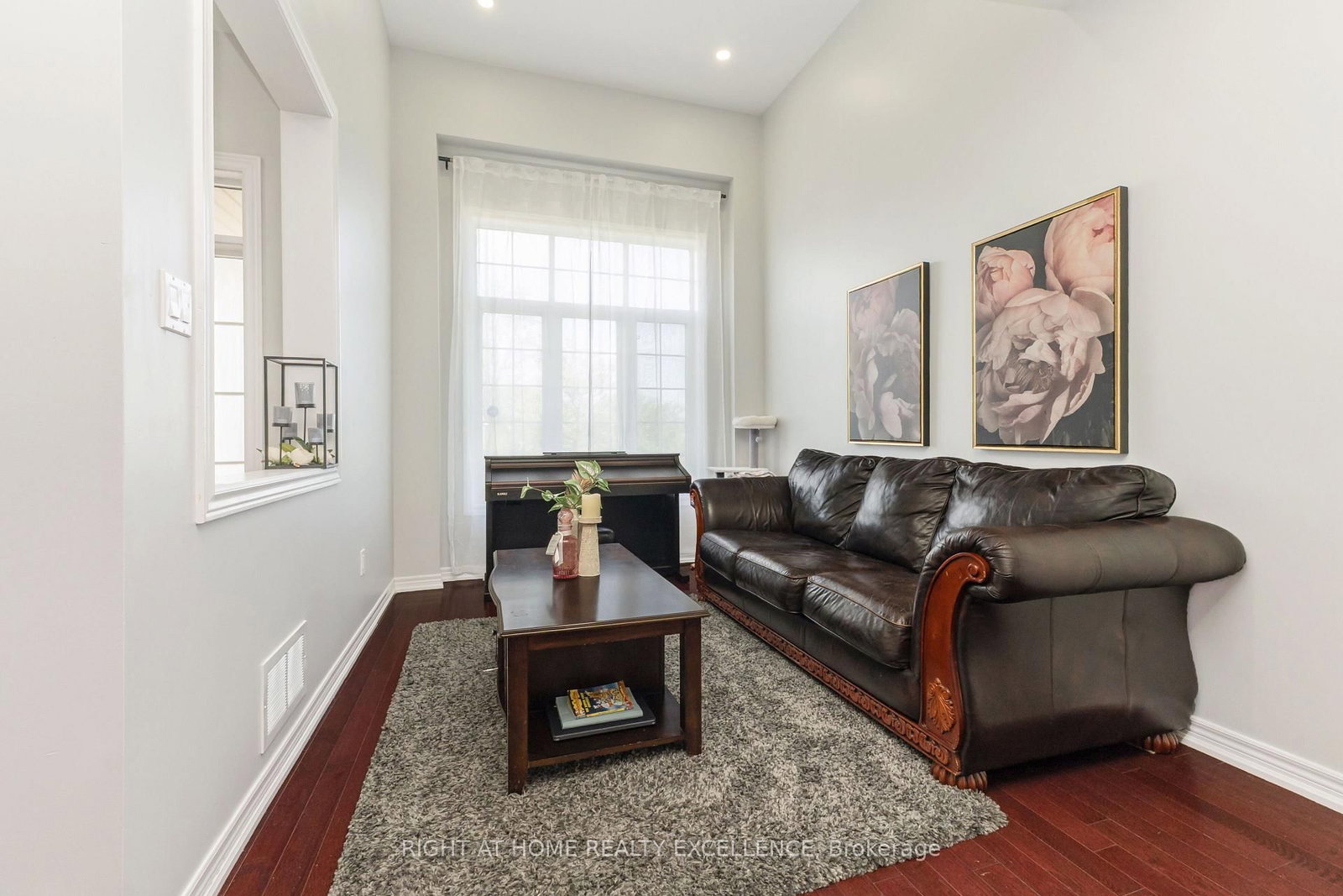 17 Keeleview Crescent • Brampton, ON photo 8