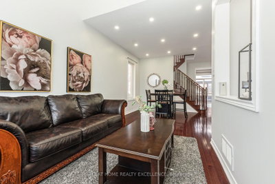 17 Keeleview Crescent • Brampton, ON photo 9