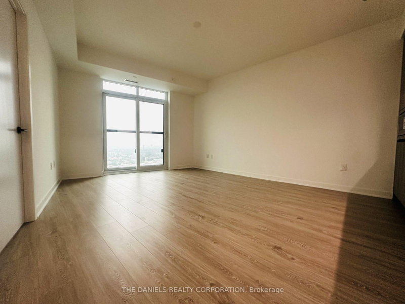 2313 - 2495 Eglinton Avenue W