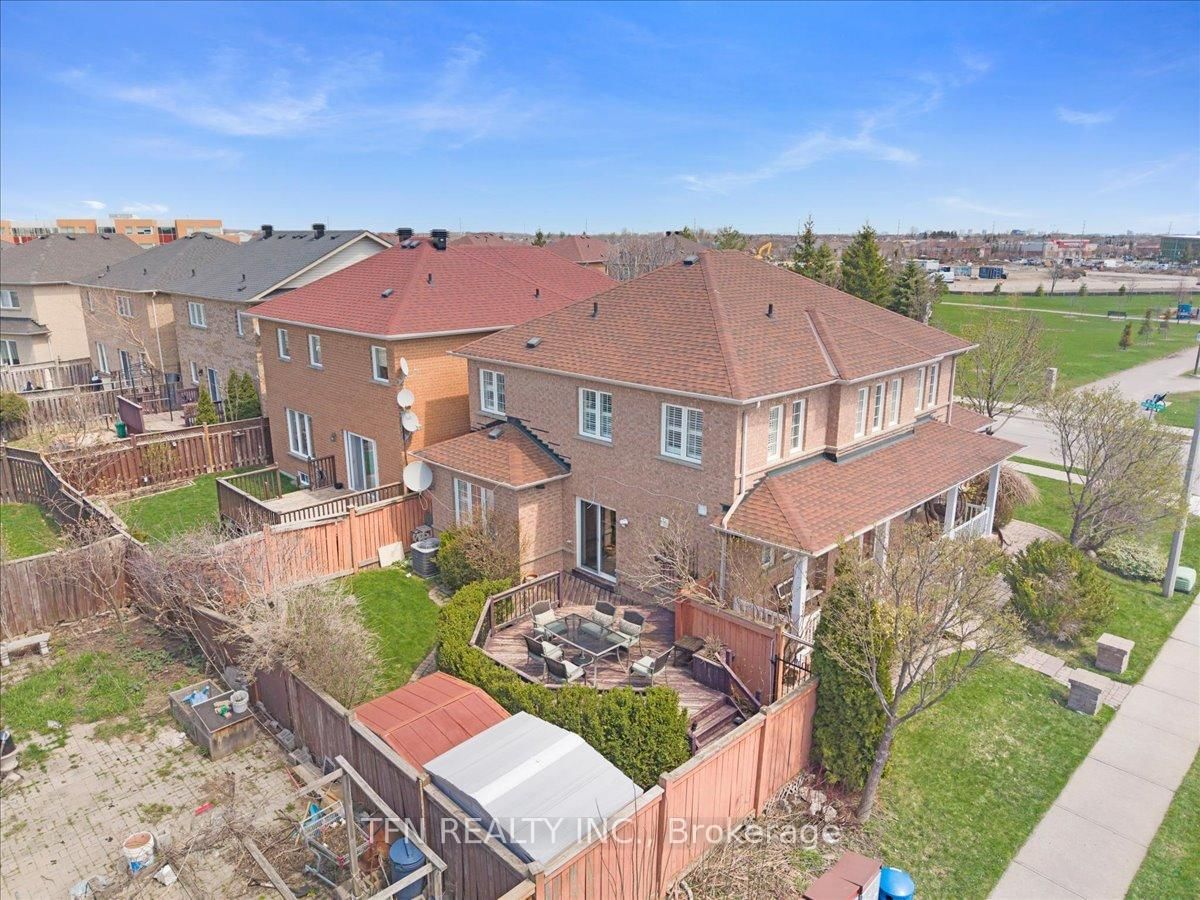 70 Sewells Lane • Brampton, ON photo 38