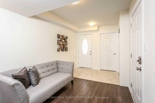 583 Allport Gate