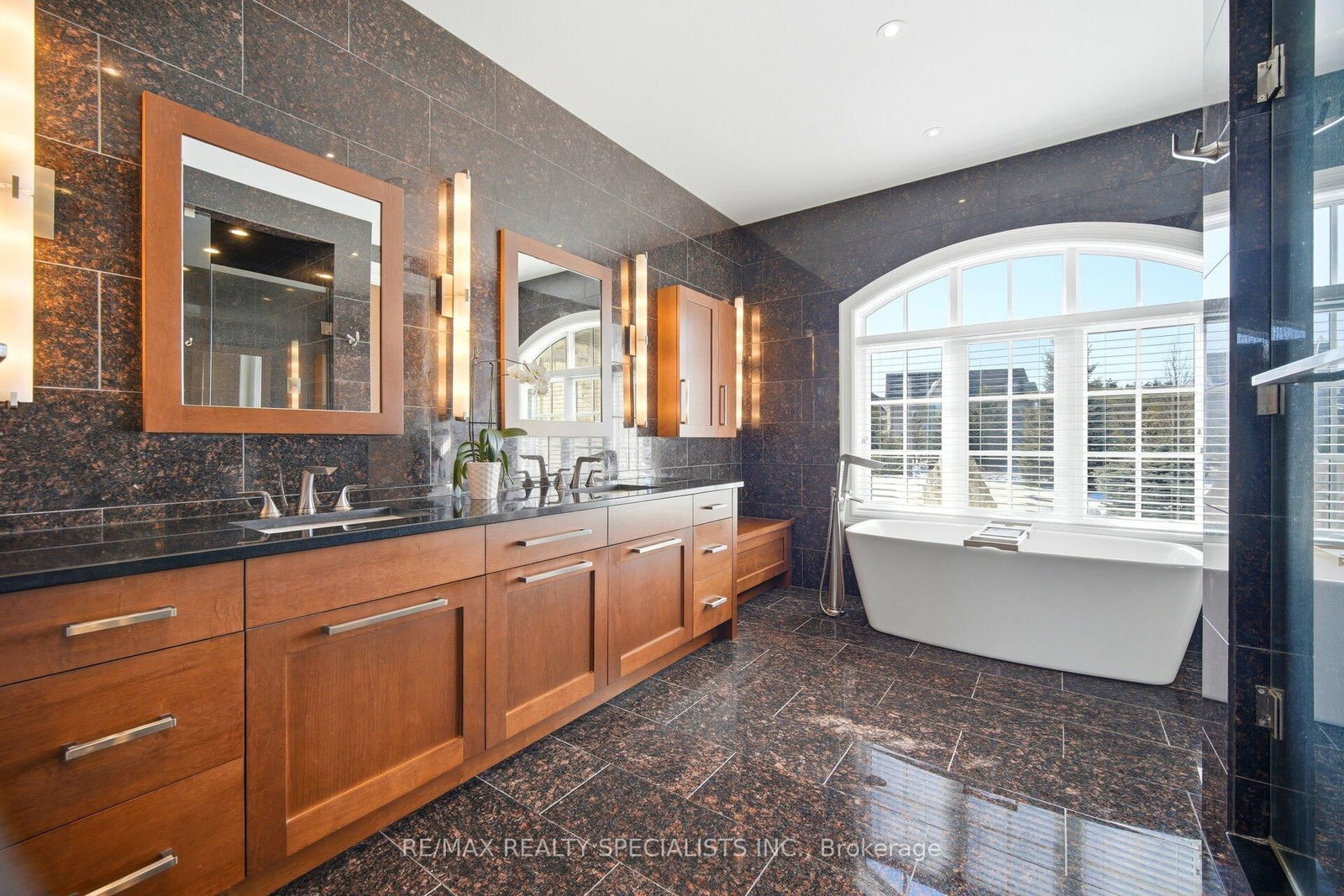 1 Edgewild Drive • Caledon, ON photo 23
