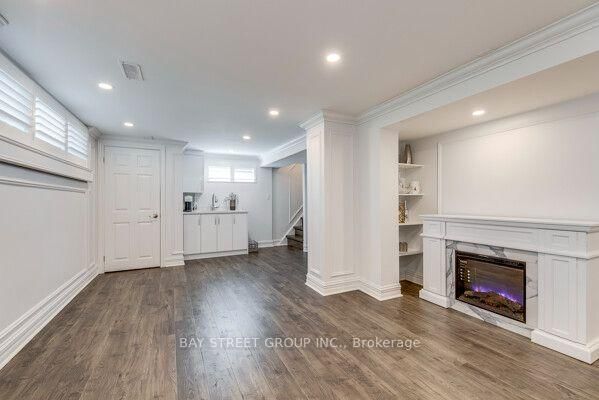 538 Fourth Line • Oakville, ON photo 20