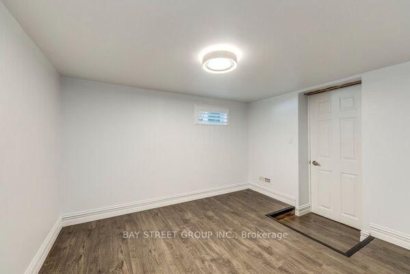 538 Fourth Line • Oakville, ON photo 23