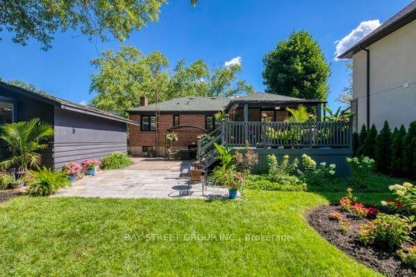 538 Fourth Line • Oakville, ON photo 32