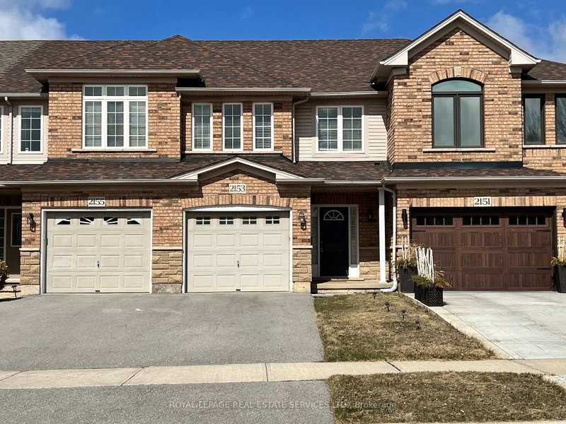 2153 Redstone Crescent