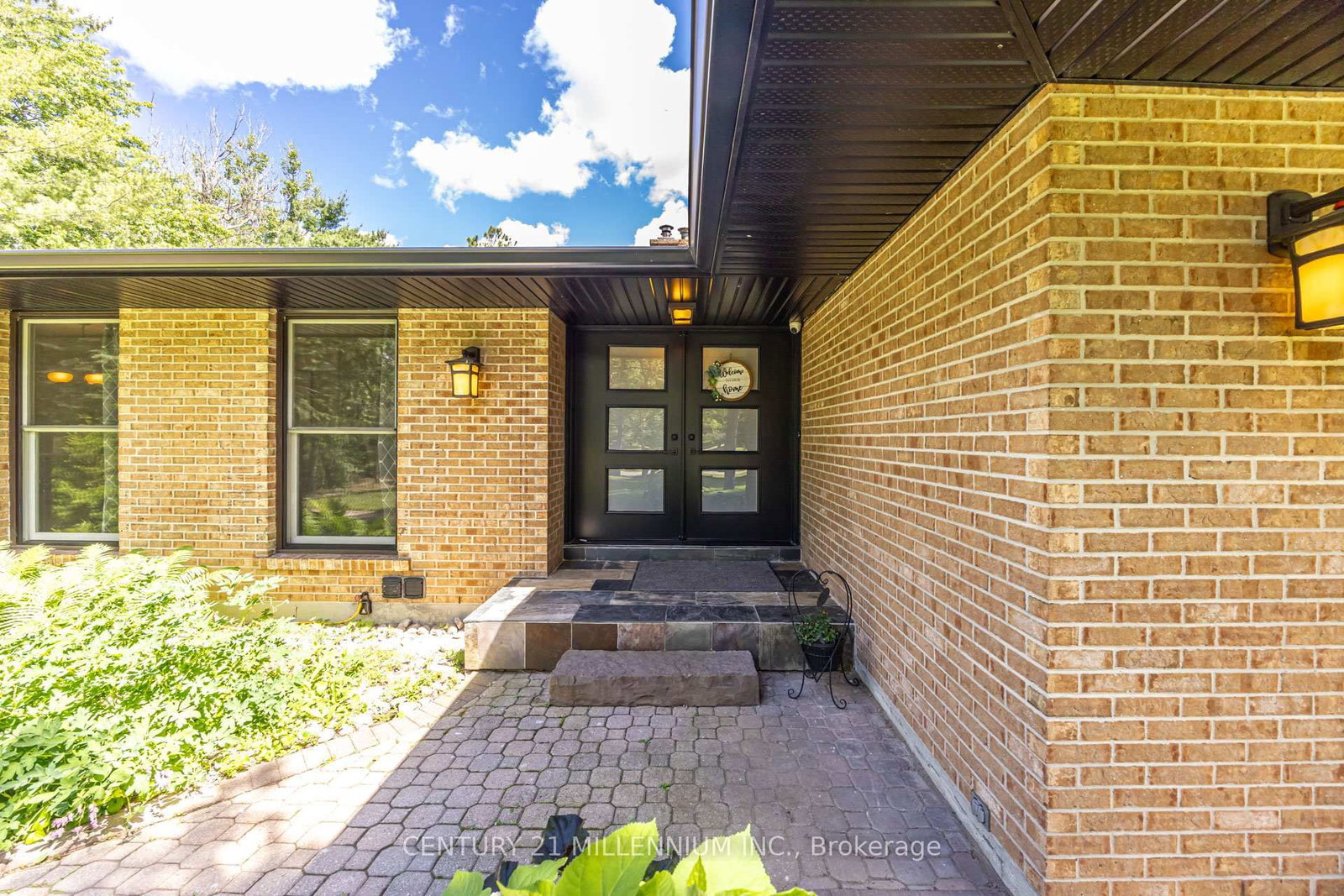 44 Gibson Lake Drive • Caledon, ON photo 6