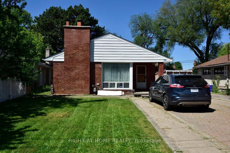 2436 Islington Avenue