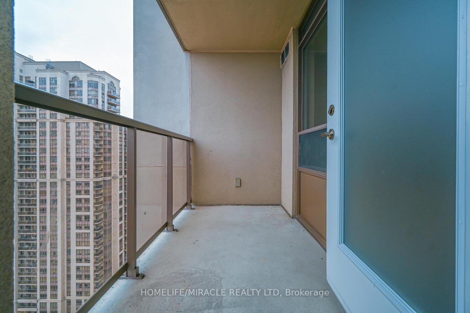 700 Humberwood Boulevard • #2220 • Toronto, ON photo 16