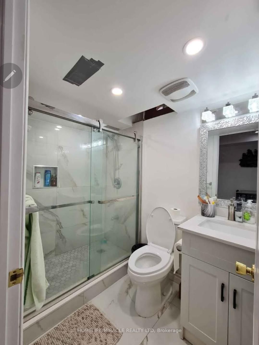 7153 Village Walk • Mississauga, ON photo 12