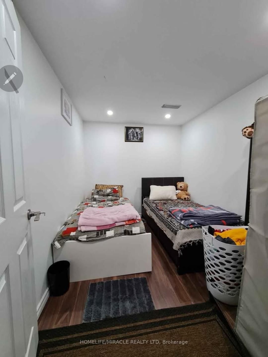 7153 Village Walk • Mississauga, ON photo 18