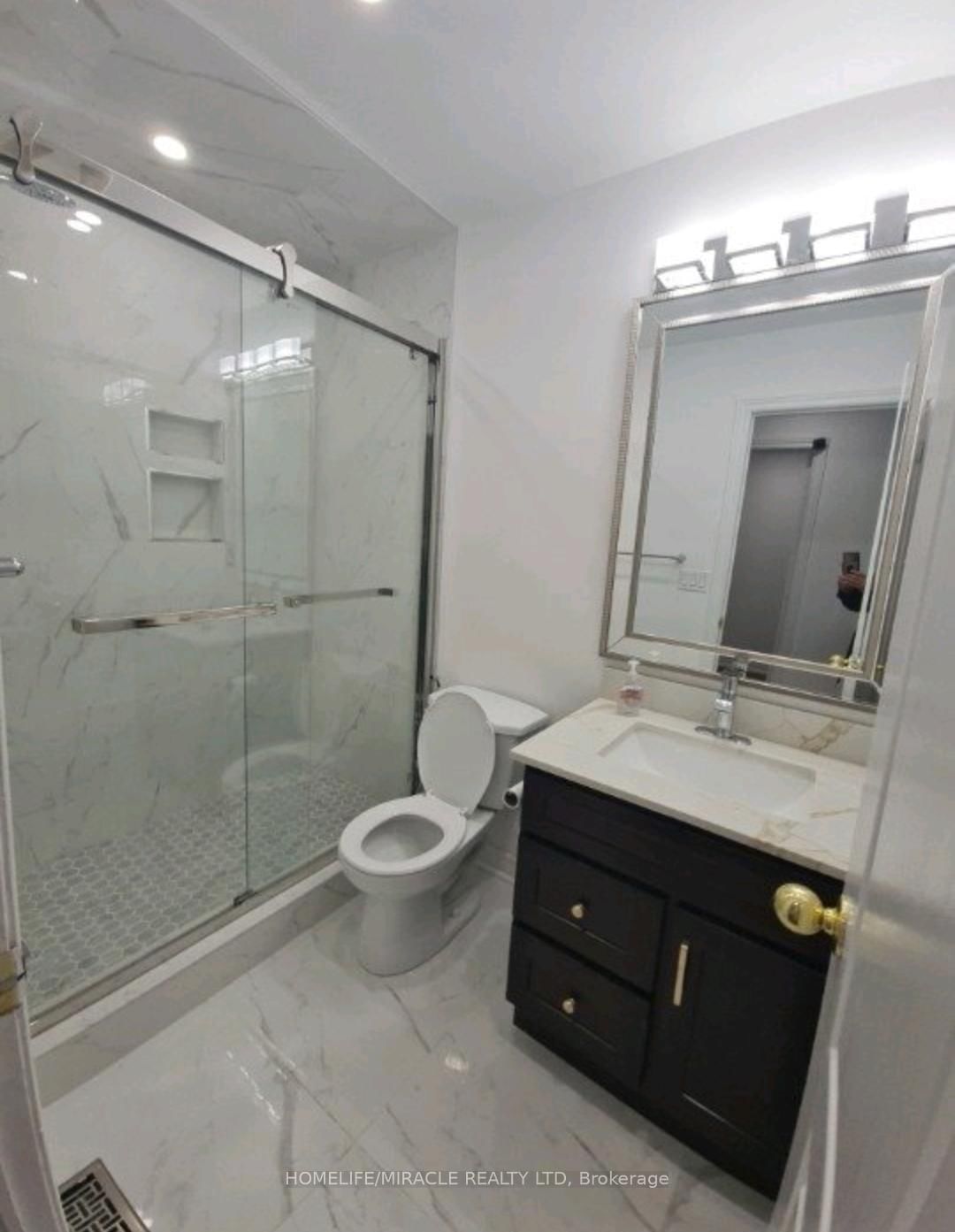 7153 Village Walk • Mississauga, ON photo 19