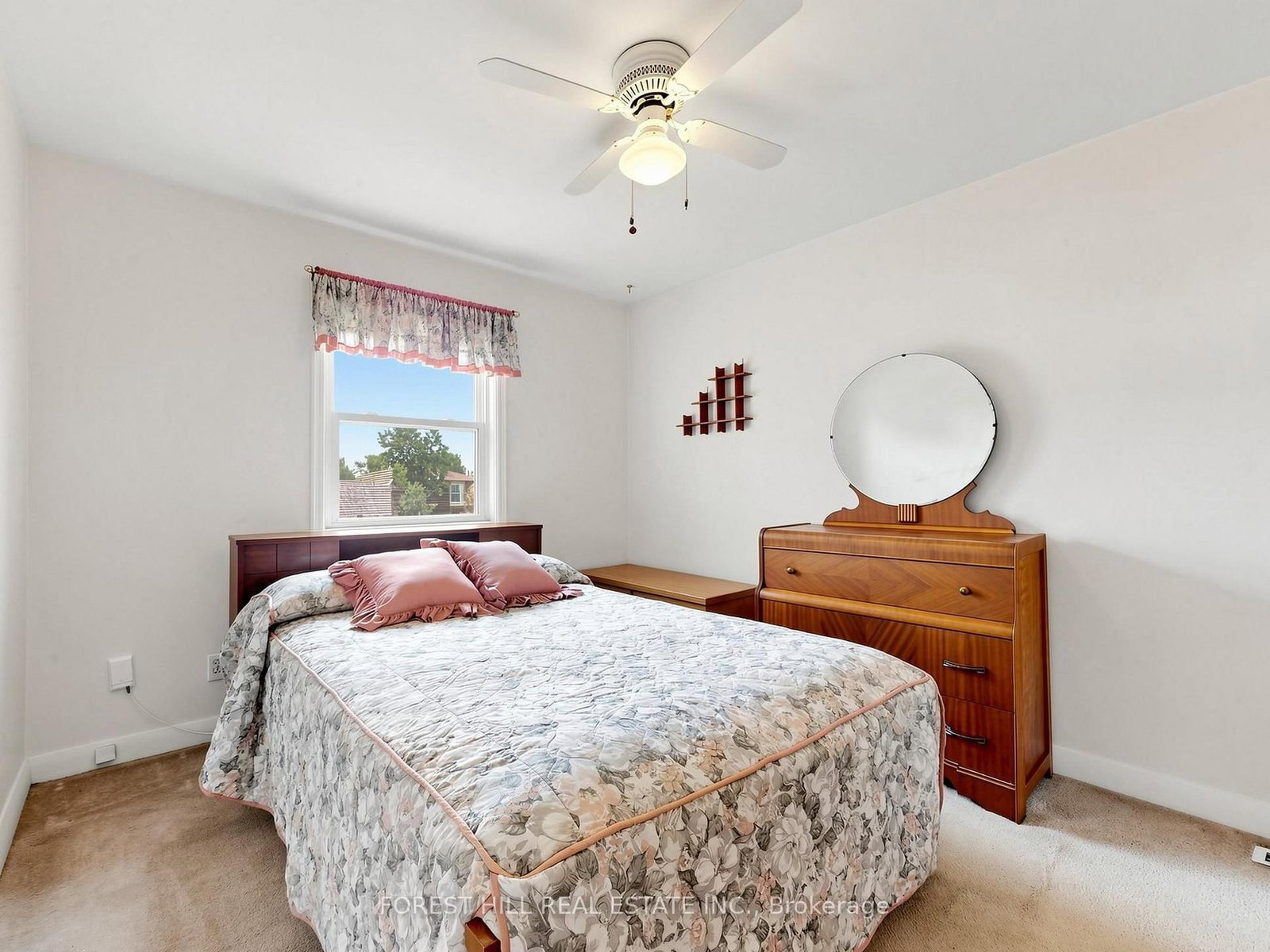 25 Cartwright Avenue • Toronto, ON photo 15