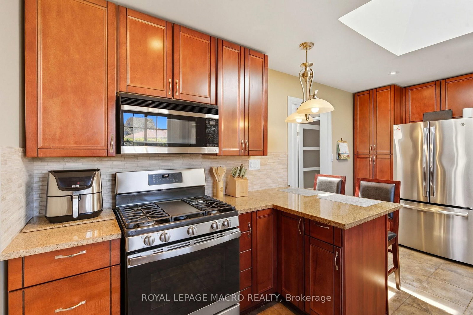 554 Chamberlain Road • Burlington, ON photo 17